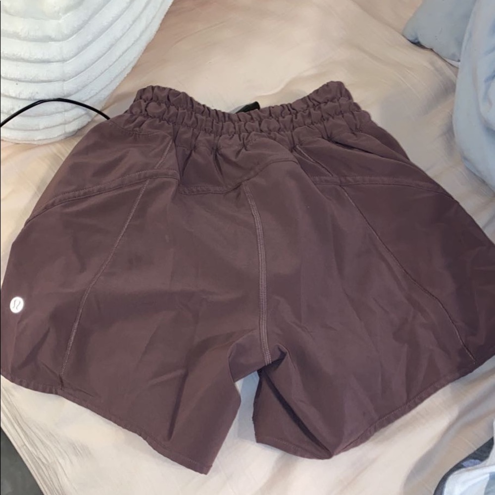 Size 4, 5” lululemon shorts brown/mahogany color